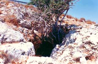 Eingang zur Höhle